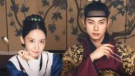 Bon Appétit, Your Majesty’s Im Yoon-Ah, Lee Chae Min Celebrate Show’s Success In Vietnam With Crew