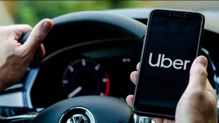 Uber podrá operar en aeropuertos de México; obtiene suspensión de juez federal