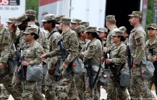Justicia suspende permanencia de la Guardia Nacional en Chicago