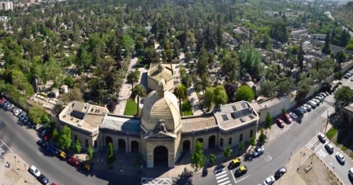 Con talleres y rutas nocturnas: Cementerio General abre sus puertas para conmemorar el “Día de los Muertos”