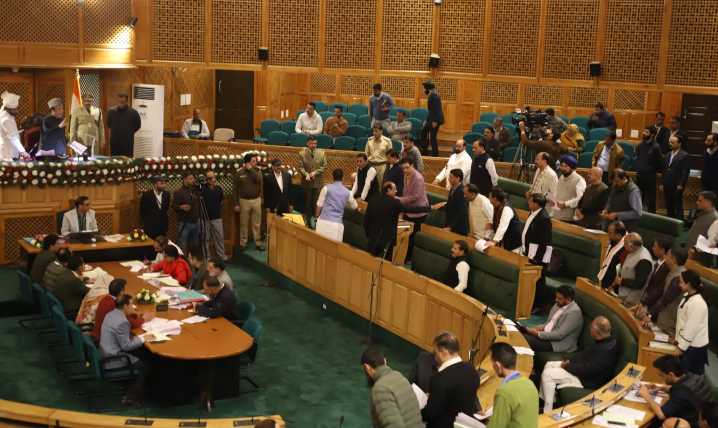 Free power only after rooftop solar panel installation, says J&K govt