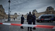 Un robo de joyas de “valor incalculable” obliga a cerrar el museo del Louvre de París