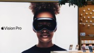 Don’t Expect a Cheaper Vision Pro Soon, As Apple Prioritises AI Glasses Tech News