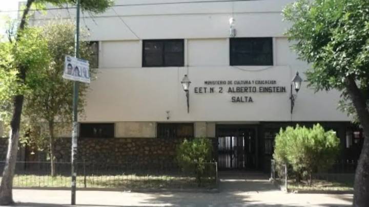 Ingreso y recuperatorio | Padres denuncian cobros indebidos en una escuela técnica salteña