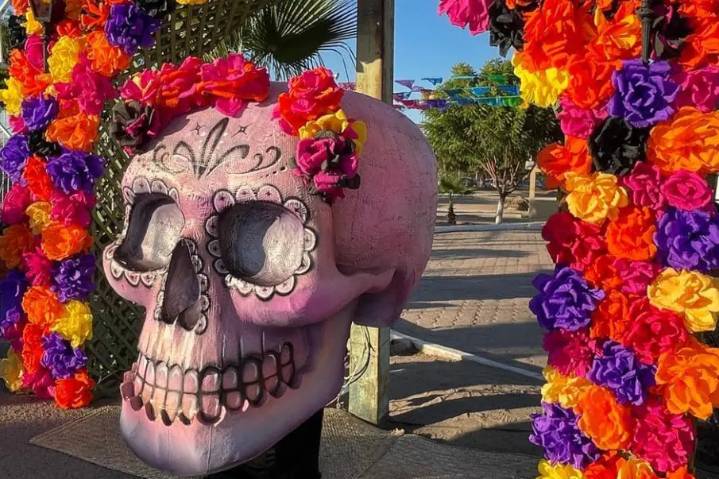 Día de Muertos en La Paz: los secretos y significados que esconden los disfraces del desfile