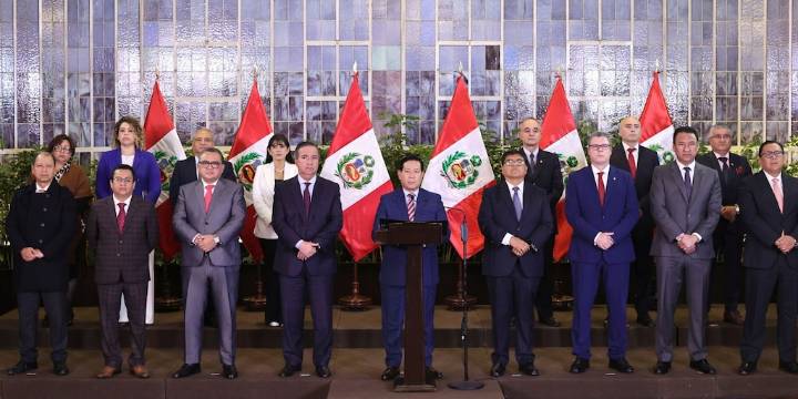 Citan para hoy a Eduardo Arana y todo el gabinete al Pleno del Congreso por atentado en concierto de Agua Marina