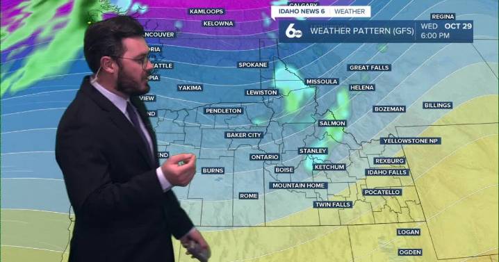 More showers are expected Sunday; will they continue into the work week?