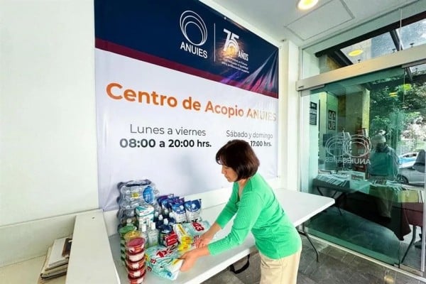 Arman universidades e Iglesia acopio de víveres por lluvias