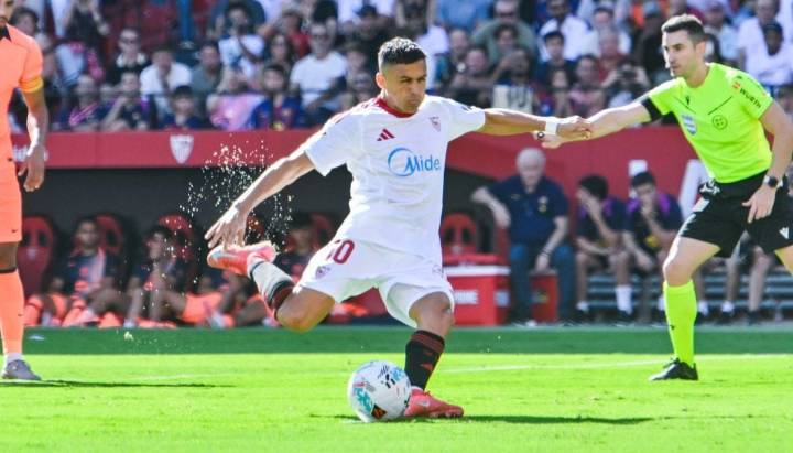 "Persona non grata": El detalle en el gol de Alexis Sánchez que irritó a los hinchas del FC Barcelona