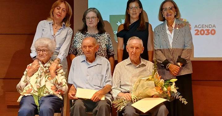 Día de las Personas Mayores en Granada: homenajean a usuarios y directivos de los Centros de Participación Activa