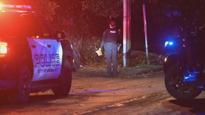 1 person injured in Gresham shooting; detectives searching for suspect