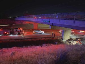 Man dies after early morning crash on I