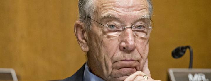 Senator Grassley Asks Federal Judges if They Used AI for Rulings