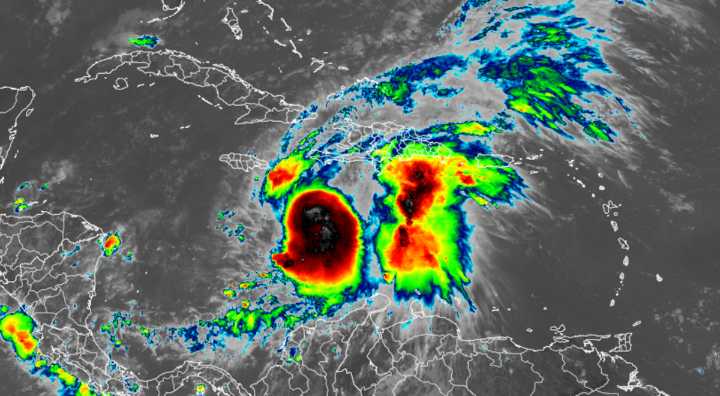 El huracán Melissa se fortalece y amenaza con convertirse en un devastador categoría 5