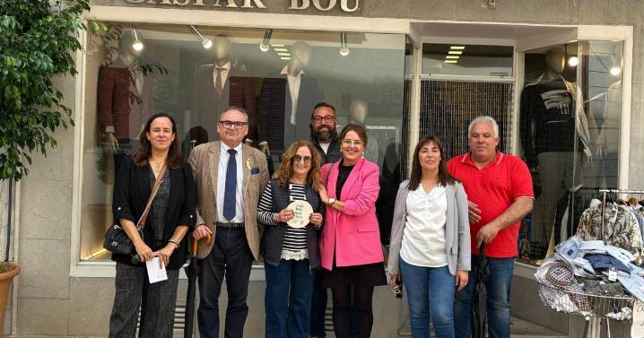 Muro reconoce los comercios 'emblemáticos' que aportan singularidad y tradición al pueblo