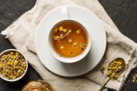 Hierbas mexicanas para equilibrar las emociones: tila, valeriana y flor de azahar (recetas)