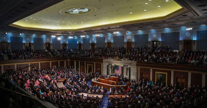 Does Congress get paid during a government shutdown?