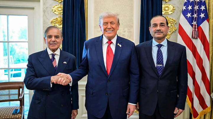 Trump showers praise on ‘great people’ Asim Munir, Shehbaz Sharif