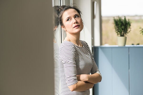 Daniela Silva, doctora en Medicina Interna, sobre el déficit de vitamina D que afecta a 8 de cada 10 mujeres mayores de 45: "Pasamos mucho tiempo en interiores"