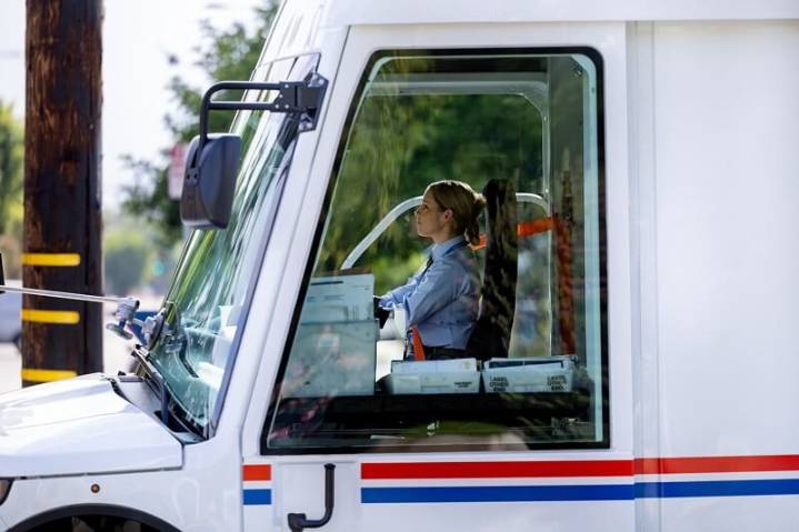 USPS to Keep Delivering Mail Despite Looming Government Shutdown