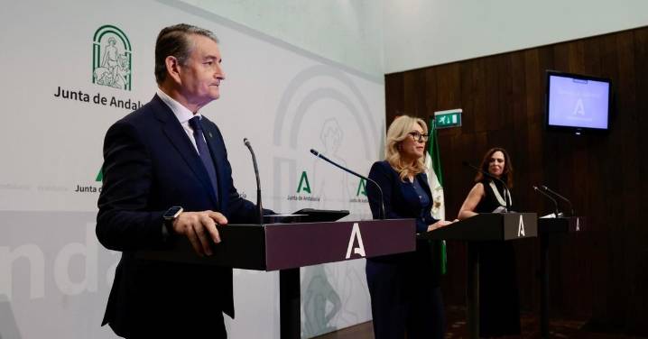 Antonio Sanz se estrena como consejero de Sanidad con un plan de 89 millones para los cribados de colon y cérvix