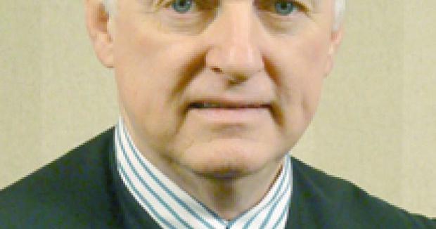 Retired judge Maguire fatal victim of three-vehicle accident on East Ky. 80