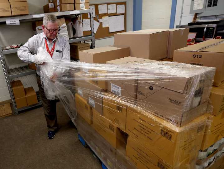 100,000 in CNY will lose food stamp benefits this week: ‘How can we get food?’