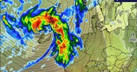 UK set for '1000-mile wall of rain' as Met Office issues 49