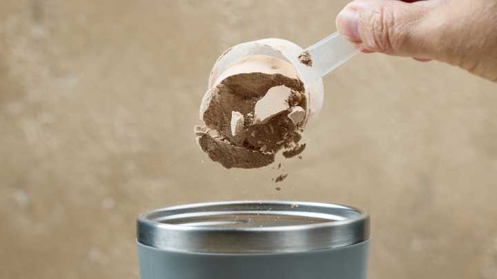 Lead contamination found in protein powder, Consumer Reports says