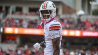 Late pick-6 helps lift Auburn to first SEC win over Arkansas 33