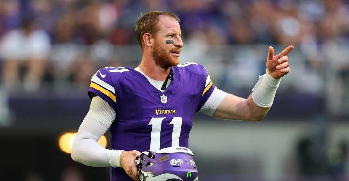 Vikings vs Eagles Preview: QB Battle