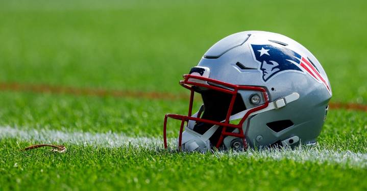 NFL trade deadline tracker 2025: Patriots news, rumors, moves, instant analysis