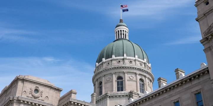 New Indiana polls show Hoosiers losing faith in both parties