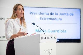 María Guardiola anuncia elecciones autonómicas en Extremadura para el 21 de diciembre de 2025