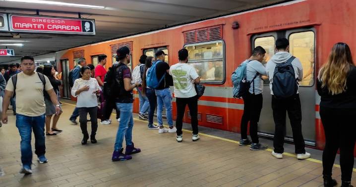 ‘Otro día más llegando tarde’: Línea 3 del Metro tiene retrasos de más de 15 minutos