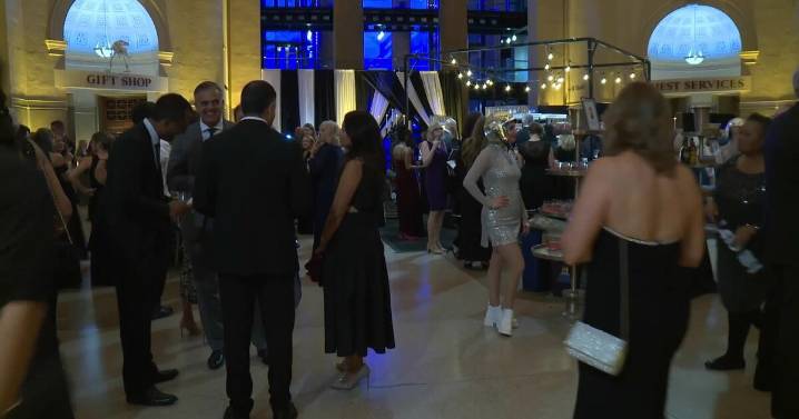 Bon Secours Violence Response Team hosts annual fundraising gala at Science Museum of Virginia