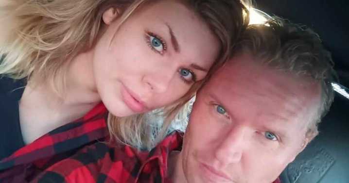 Man 41, murdered girlfriend, 24, in hot tub stabbing