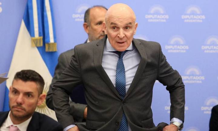 José Luis Espert pidió licencia como diputado nacional hasta el final de su mandato