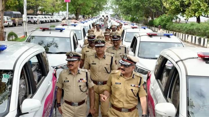 Security beefed up in Mumbai ahead of festivals
