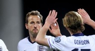 Inglaterra, Qatar, Arabia Saudi y Sudáfrica clasificaron a Mundial 2026 [VIDEO] ‘Los tres leones’, con doblete de Harry Kane, fueron la primera selección de Europa en clasificarse a la Copa del Mundo.