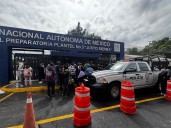 Alertan por amenaza de bomba en Prepa 3 en CDMX; desalojan a alumnos