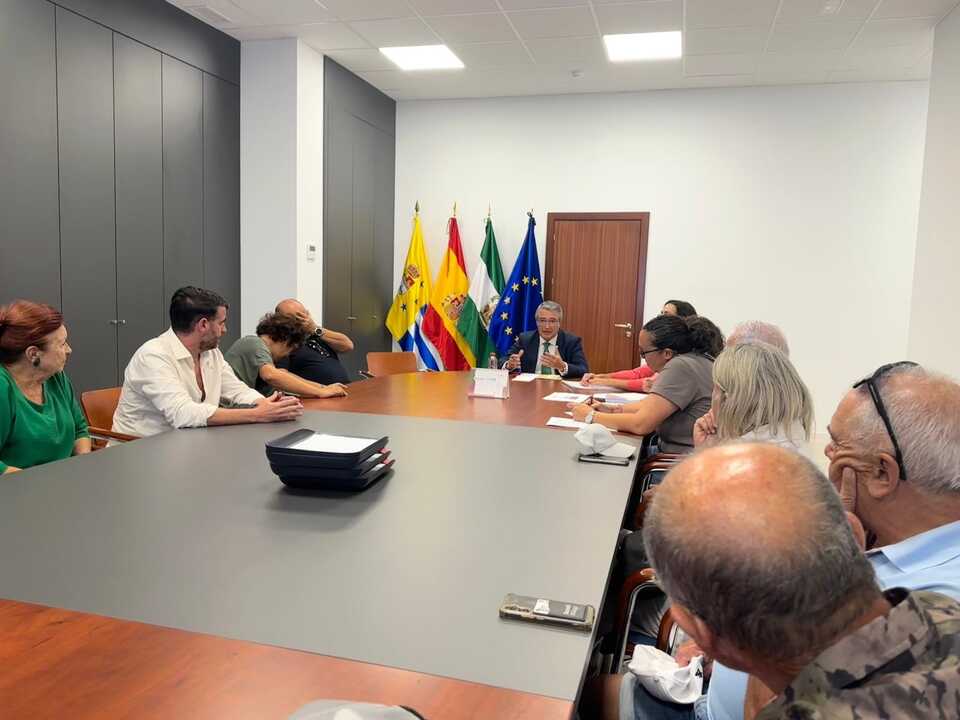 Rincón no realizará el pantalán y la base náutica tra anunciar el alcalde que ha oído a los vecinos