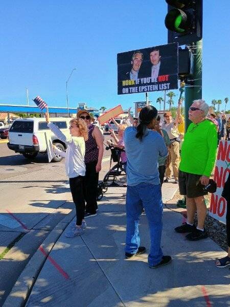 No Kings protestors blanket Bell Road in Northwest Valley