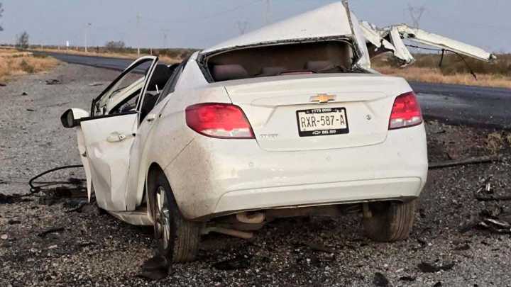 Joven Muere al Chocar Contra Tráiler en Carretera Torreón