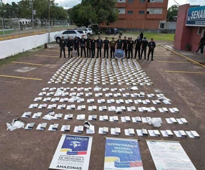 Incautaron más de 300 kg de drogas y explosivos en el estado Bolívar