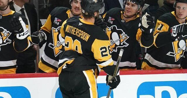 NHL roundup: Crosby reaches another career milestone as Penguins beat Blues 6