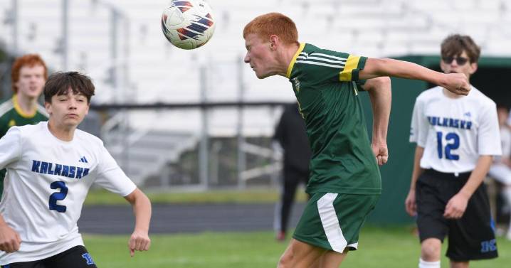 Prep roundup: Elks finish quest for regional title; TC West, Glen Lake win conference crowns; Elk Rapids dedicates with field name with 8