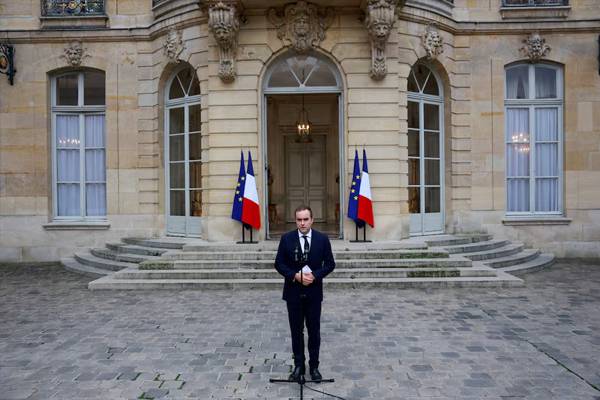 Caretaker French PM Lecornu Hints Budget Deal Could Avert Snap Election