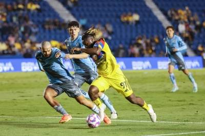 En agonico juego América rescató la victoria ante Puebla
