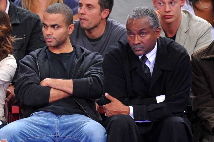 “RIP”: NBA Community Offer Condolences as Tony Parker Sr. Passes Away at 70 Spurs legend Tony Parker is grieving after the loss of his father and the basketball community is sending their prayers. Soh